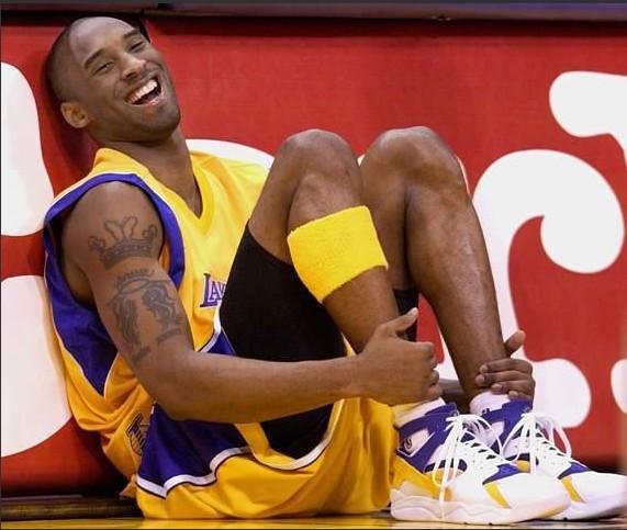 Kobe Bryant--- You are God in my heart! 上图IN