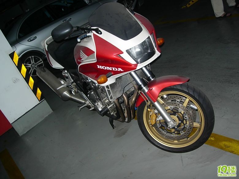 转让二手日本原装进口摩托车一辆《1300CC的