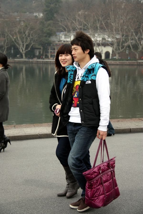 你是幸福的,我是快乐的--杭州之美,用心发现-边