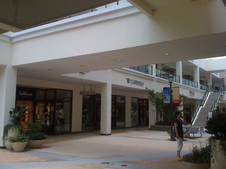 小逛一下百联奥特莱斯下沙店-杭州购物消费-杭