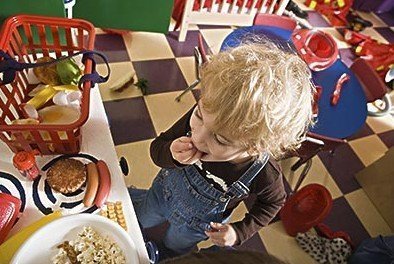 【8隊】給孩子選零食先分“等級”