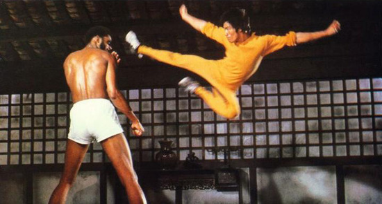 李小龙飞腿踢倒NBA巨星-转贴之王-杭州19楼