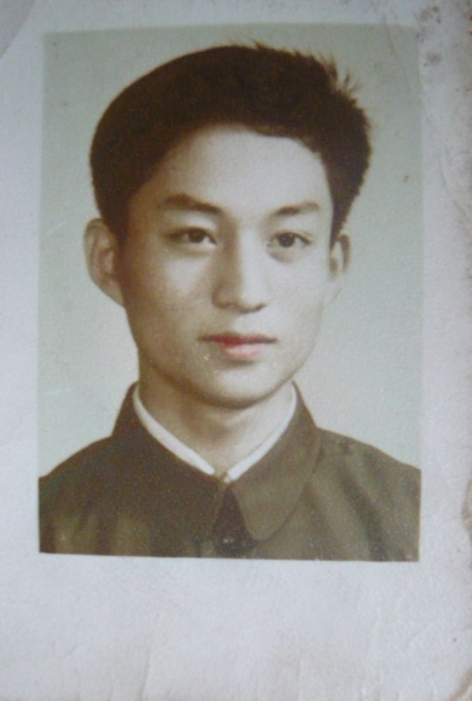 那年爸爸18岁~杭州照相馆一寸照-我的自拍-杭