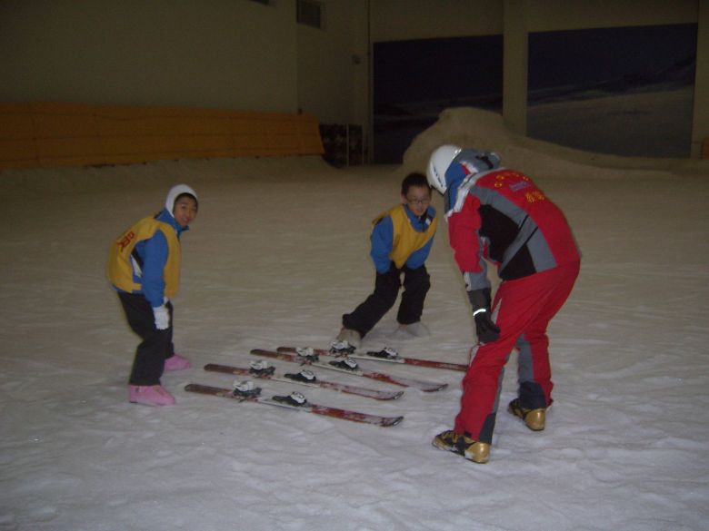 快抱网订的绍兴滑雪前几天去过了来汇报一下-