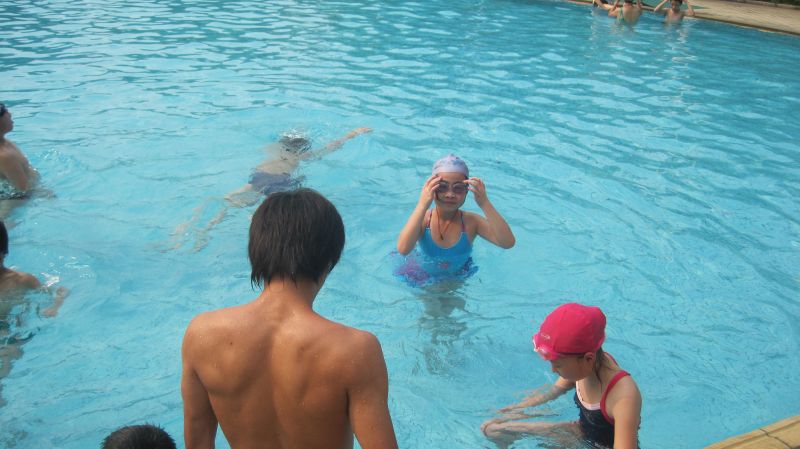 (照片)小孩游泳记-结伴健身-杭州19楼