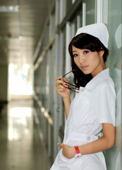 美女護士私照大曝光~!!!!!（組圖）