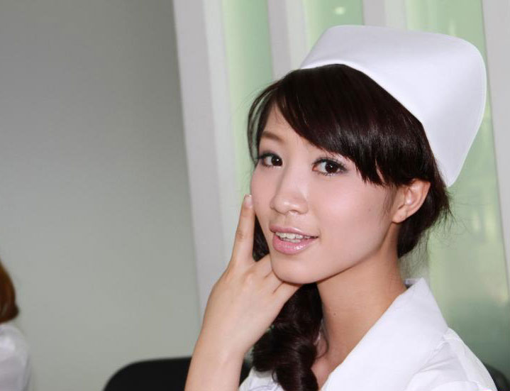 美女護士私照大曝光~!!!!!（組圖）