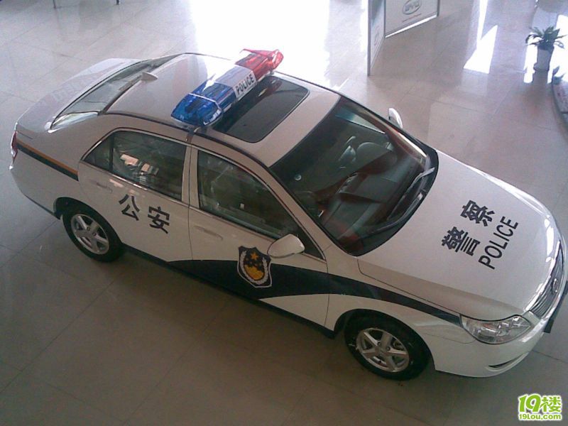 浙江亚鑫汽车销售服务有限公司看到第一台F6