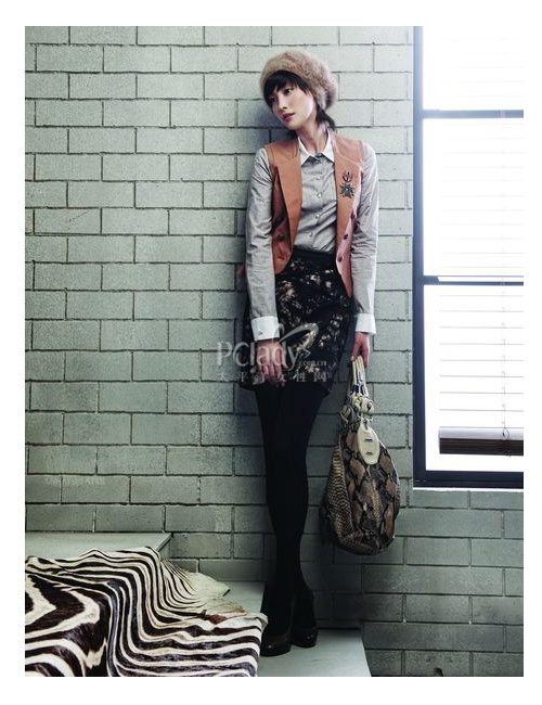 [YY穿名堂]<em>小马甲搭</em>出秋装帅气style-非常着装-