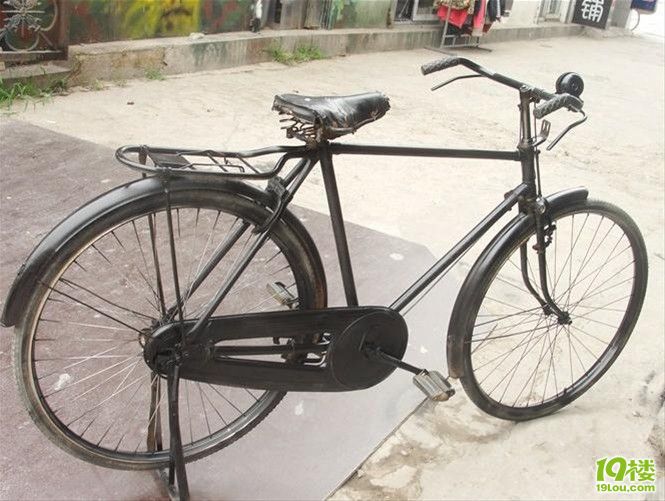 圣品 凤凰28寸 自行车 梅赛德斯奔驰黑色 更新