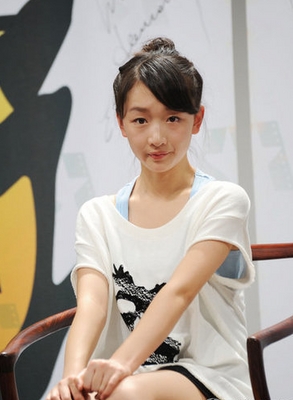 【1队】张艺谋大学作业曝光 周冬雨获邀考北京