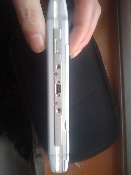 95新的PSP2000游戏机便宜卖了,破解版可以玩