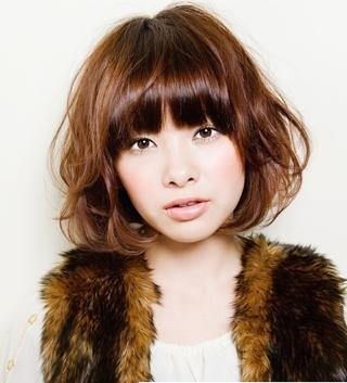 2010秋冬流行趋势是韩国哈密烫发型 让你大饱