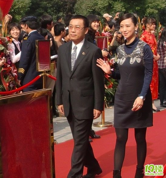 苏有朋来滨江星光大道哦~~-草根消息-杭州19楼