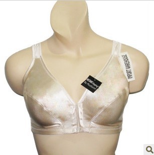 供应<em>批发</em>零售外贸内衣外贸<em>文胸</em>大码<em>文胸</em>内裤睡