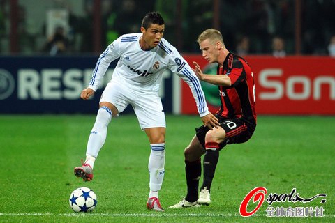 魔咒地诞生最邪恶C罗 影帝假摔+踩人就不进球