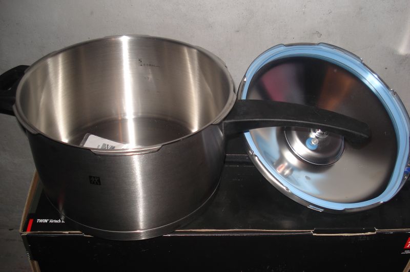 全新德国双立人高压锅八折大甩卖咯-闲置二手