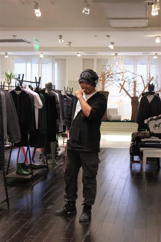 活动汇报帖:帅哥美女的时装秀+英语问答,太给