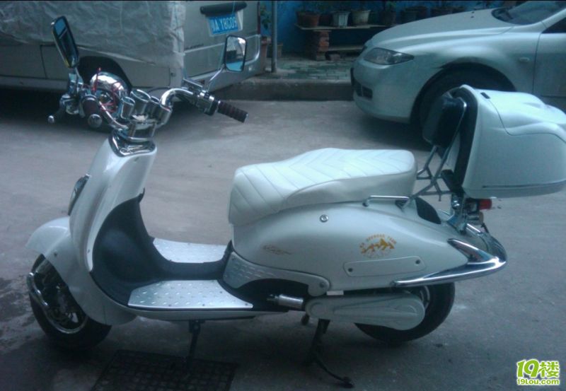 电动摩托车能在市区上路吗?不会被扣吧!该去哪