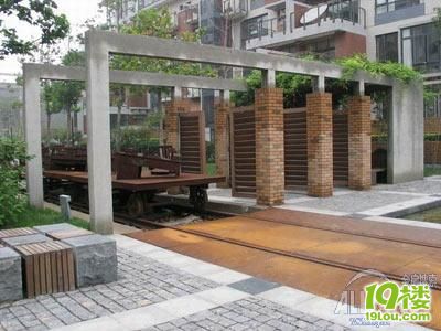 广铁南站地块拍出1.7万天价 专家联名上书失败