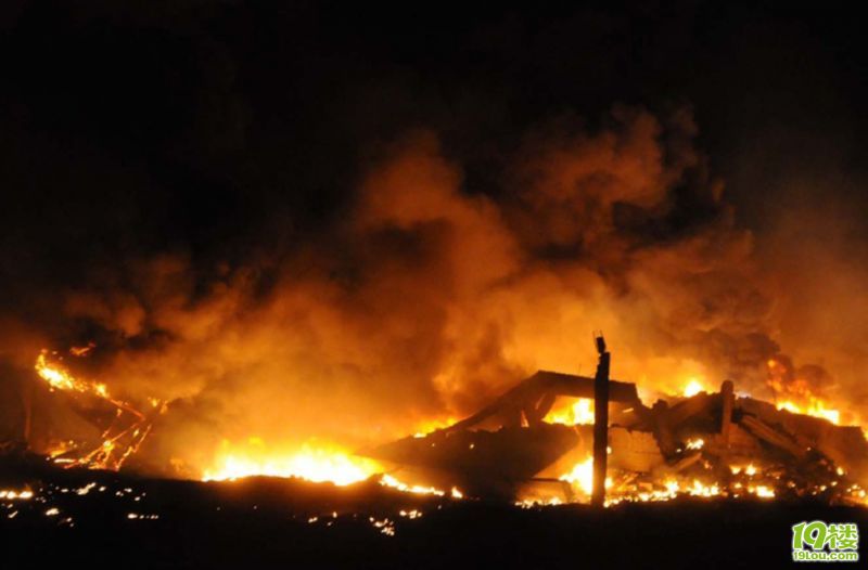 机坠毁致18人死亡[高清大图]-转贴之王-杭州19