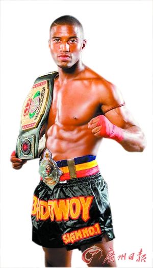 中泰拳赛对阵:张开印挂帅 苗玉杰战变性人(图)