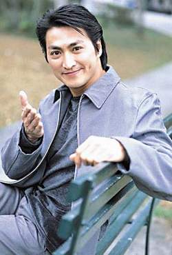 用酒窝迷死的男明星(有图)-八卦田-杭州19楼