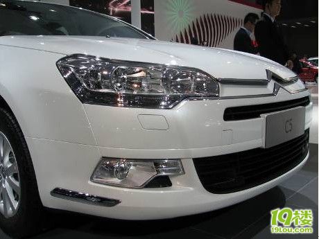 千里奔袭--广州车展现场实况篇之白龙闪耀全场