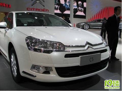 千里奔袭--广州车展现场实况篇之白龙闪耀全场