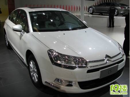 千里奔袭--广州车展现场实况篇之白龙闪耀全场