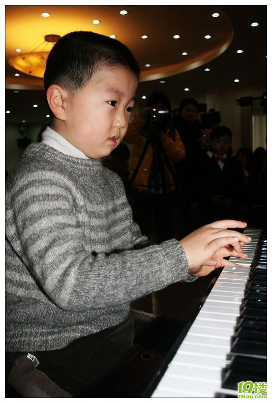 迎新年活动2---乐器演奏会-幼儿园论坛-杭州19