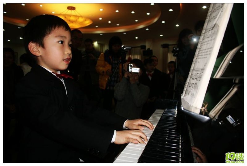 迎新年活动2---乐器演奏会-幼儿园论坛-杭州19