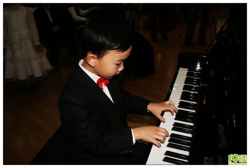 迎新年活动2---乐器演奏会-幼儿园论坛-杭州19