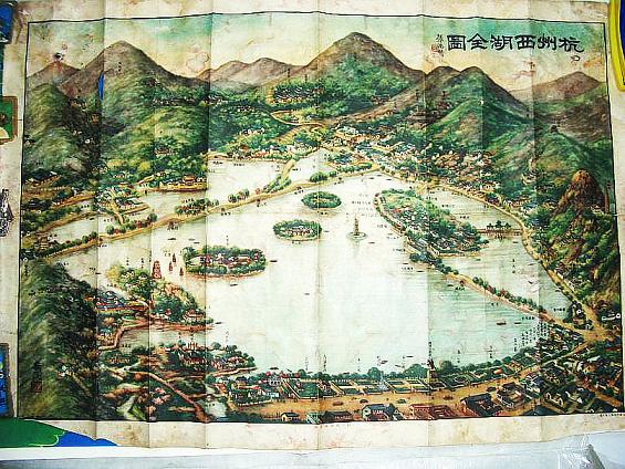 民国时期上海印刷的《杭州西湖全景》彩色地图
