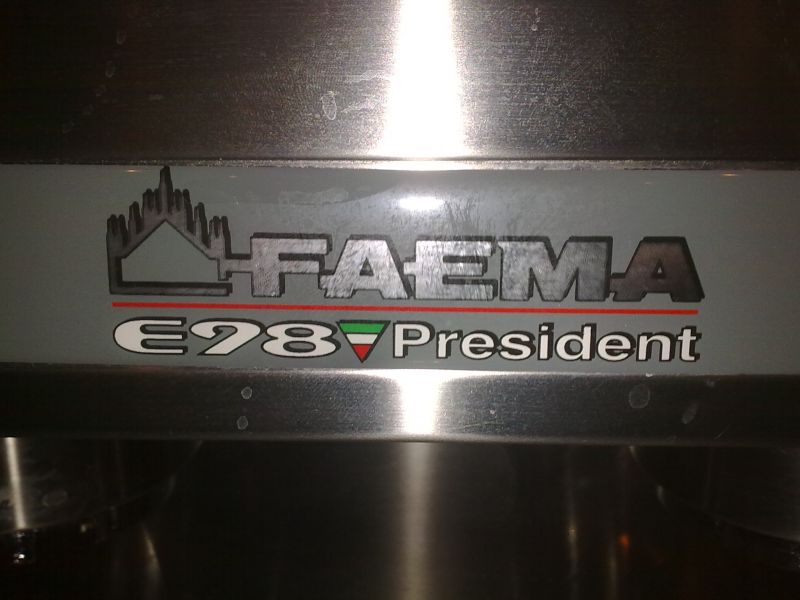 9.8成新飞马FAEMA(E98)咖啡机低价转让-闲置