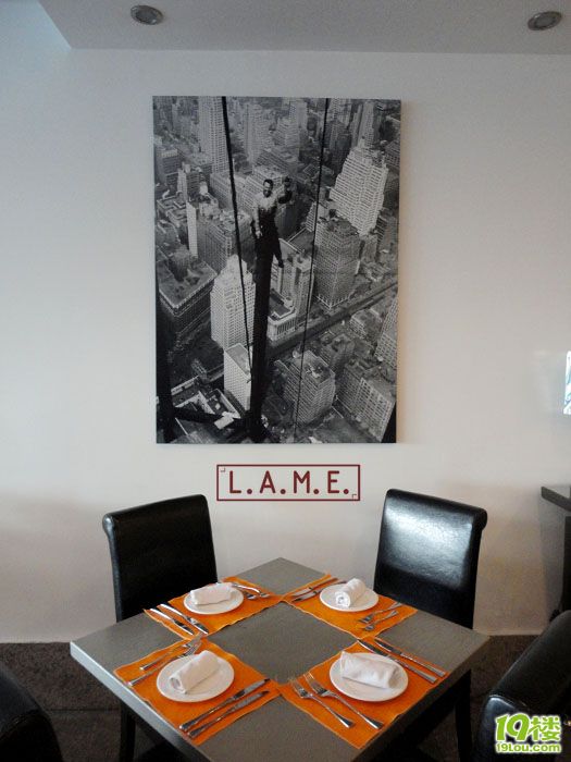 【3队】H00TERS的美女<em>超短裤</em>陪吃饭+等等-美