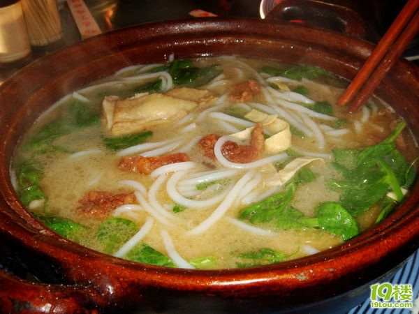 【8隊(duì)】小貓美食體驗(yàn)之旅—昆明、大理の美食如鮮花一樣繁多