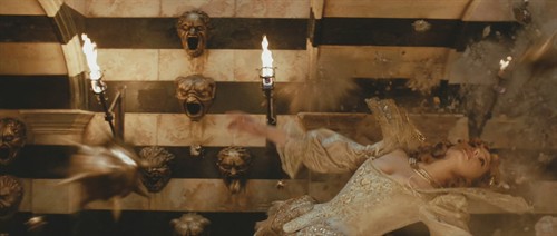 《三个火枪手》首曝预告 米拉乔沃维奇亮相-新片预告-电影陪审团-杭州19楼