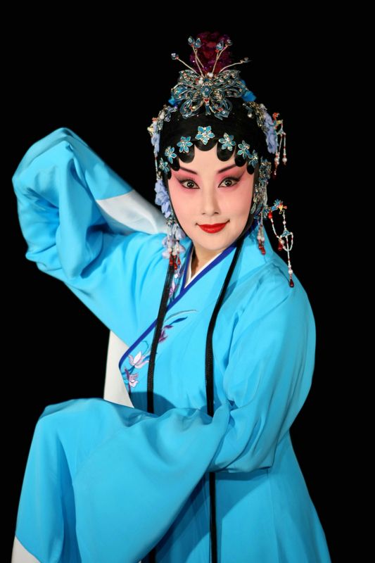 浙江昆剧团新编大戏《乔小青》剧照