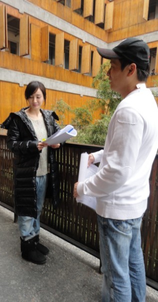 杨幂和冯绍峰来我们学校了~!嘎嘎-八卦田-杭州