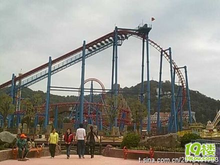 悬挂式过山车 杭州乐园心跳体验-试玩-休闲总动