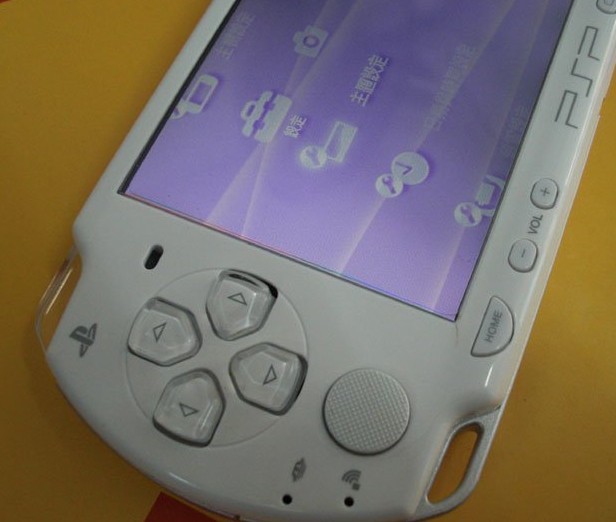 索尼PSP-2000珍珠白色便宜卖啦-闲置二手交易
