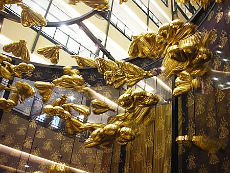 法國嬌蘭百年臻品展，最貴的香水售價240多萬！(圖)