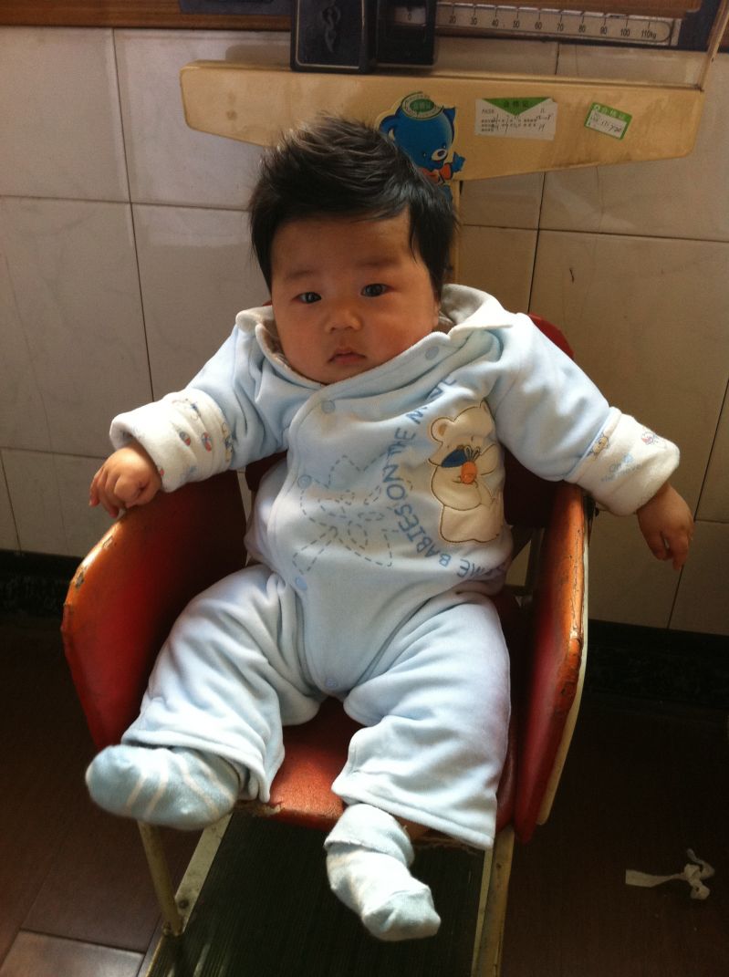 !儿子<em>头发多</em>。终究成猫王…教你长一头好发~-