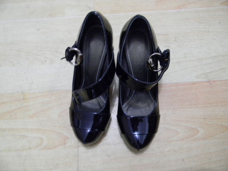 女鞋,达芙妮 D18sweet 求主人 2010年夏末购入