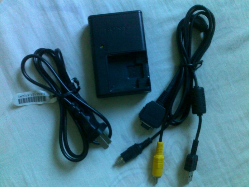 索尼相机数据线充电器内存卡-闲置二手交易(原