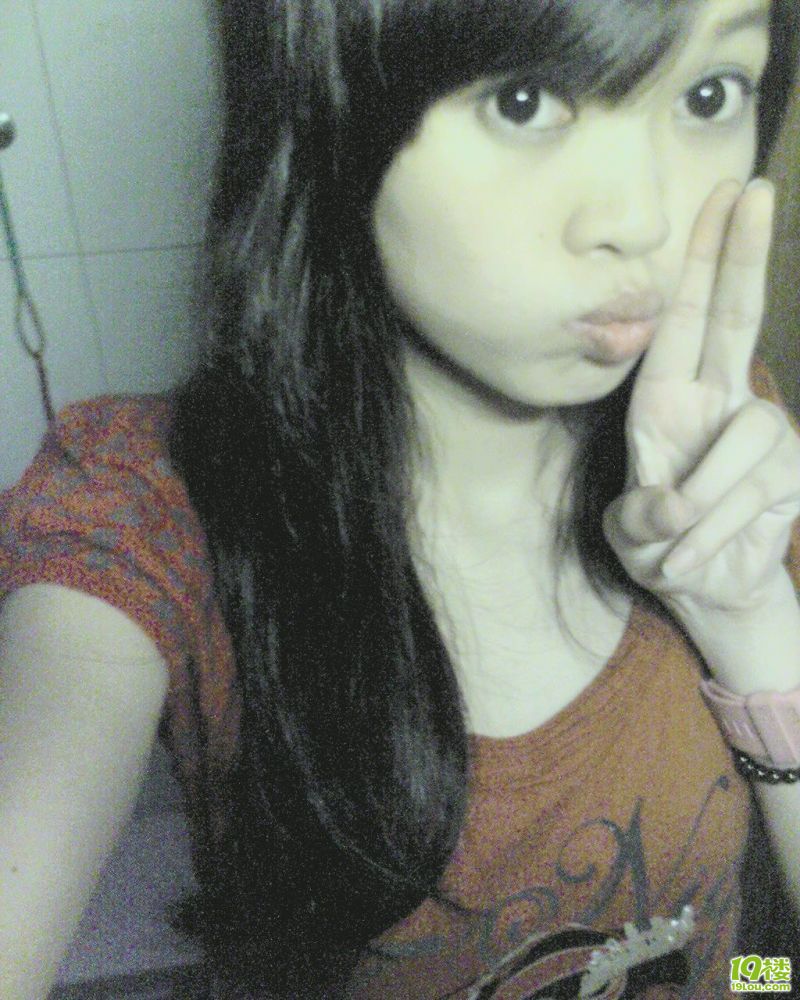 [晒晒我的发型]女孩子要多变~平刘海 没刘海 斜