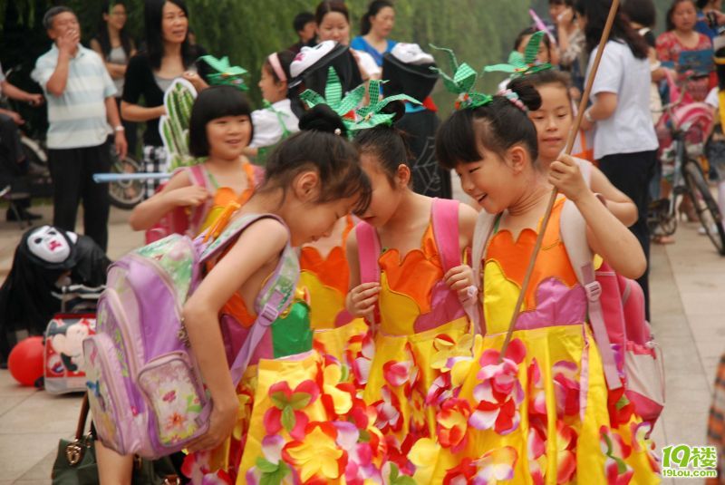 孩子們的節(jié)日，孩子們的cosplay