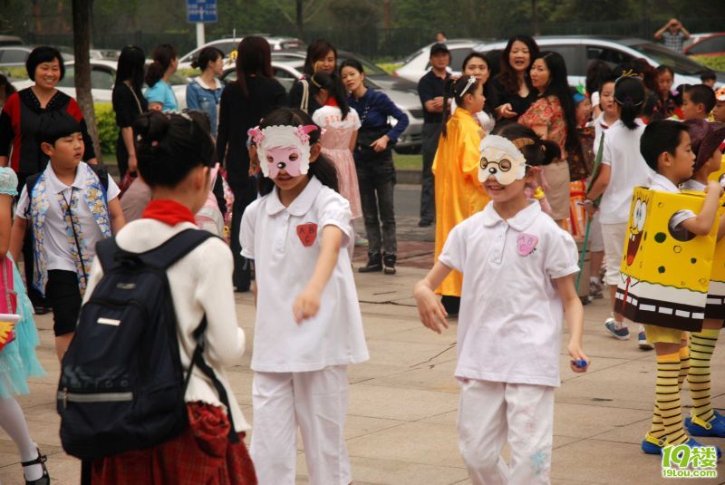 孩子們的節(jié)日，孩子們的cosplay
