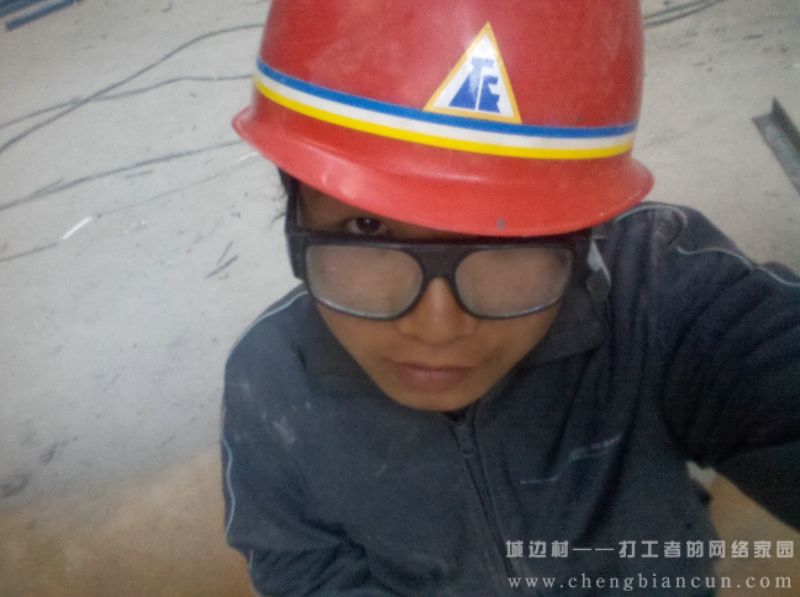 80后电焊工的一天-我在现场-边走边拍-杭州19